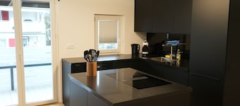 LEVA Suite - Near Grindelwald, Engelberg, Interlaken, Lucerne & Andermatt