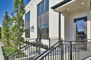 Exterior detail - New Luxury Condo in The Heart of Nolensville (Nolensville)