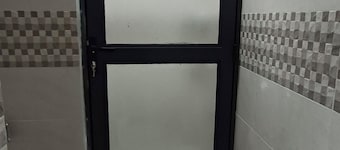 Cosy and spacious 1Bedroom close to town