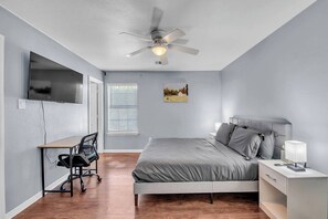 Desk, iron/ironing board, WiFi - Cozy 3BR Duplex in Prime Austin | Near Downtown (Austin)