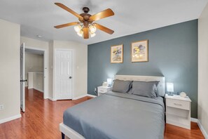 Iron/ironing board, WiFi, bed sheets - TWO Cozy Homes Prime Austin| Sleeps 12| (Austin)