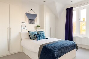 Apartment, 2 Bedrooms, City View | Blackout drapes, iron/ironing board, free WiFi - The Pontcanna Emerald | Free Parking | 3 Beds (Cardiff)