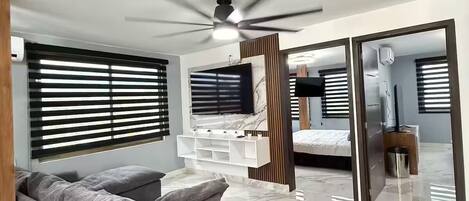 2 chambres, fer et planche à repasser, Wi-Fi, draps fournis