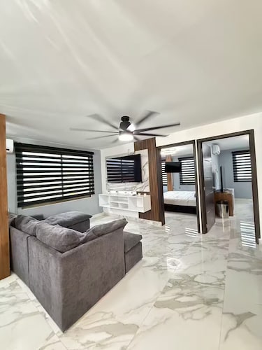 Incredible Luxury apartment in TGZ, Chis.