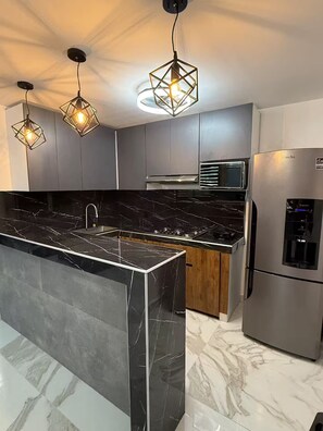 Private kitchen - Incredible Luxury apartment in TGZ, Chis. (Tuxtla Gutiérrez)