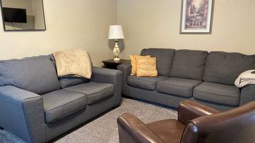 Televisor intel·ligent i llibres