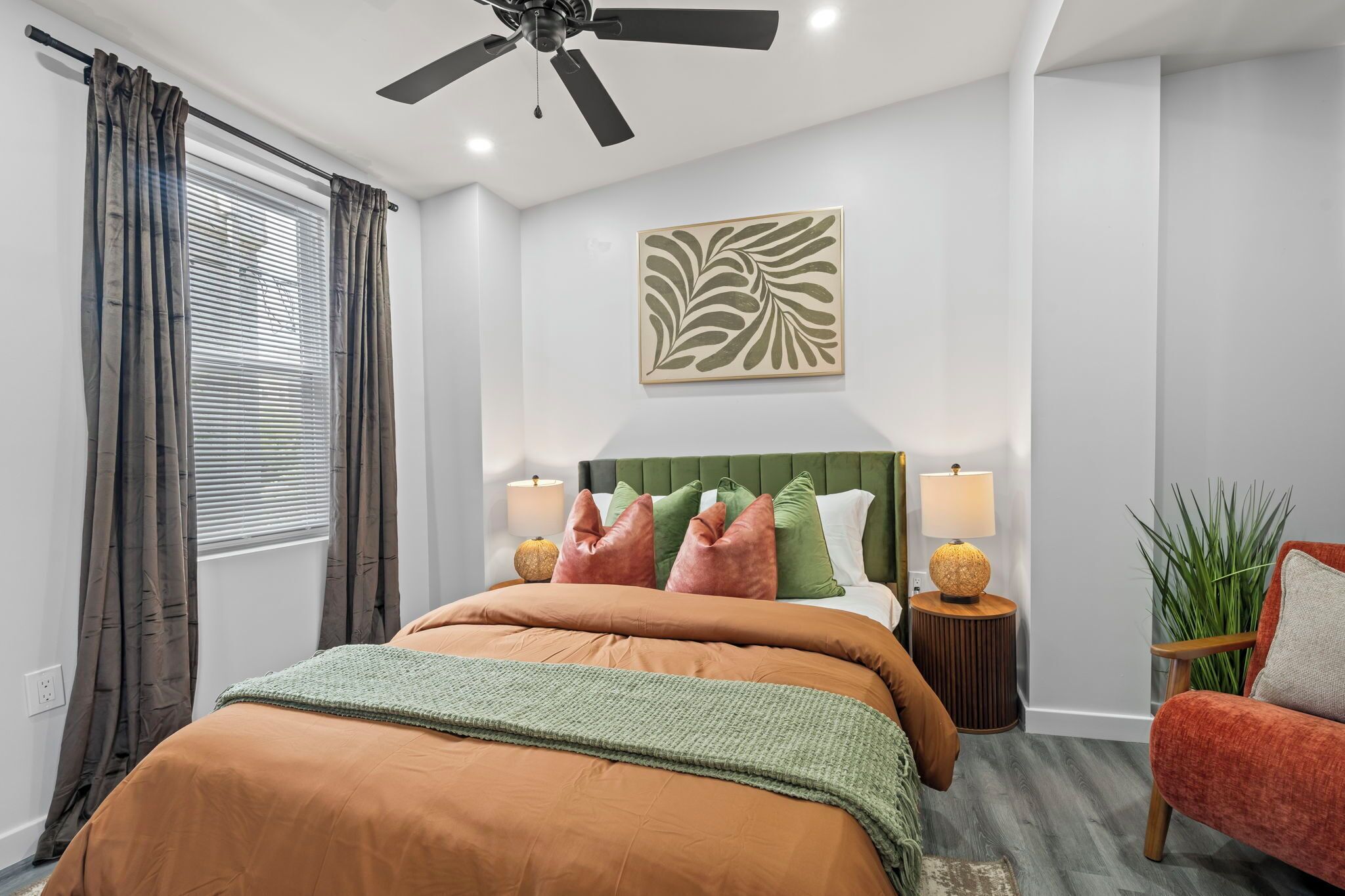 3 soverom, strykejern/-brett, wi-fi og sengetøy