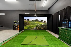 Games room - LuxRetreat|Theater|GolfSim|HotTub|Sauna|ColdPlunge (Oakhurst)