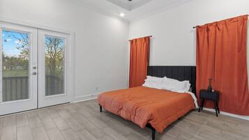 Internet, bed sheets