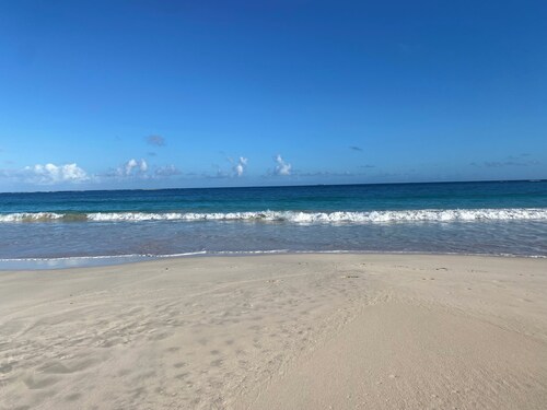 Caleta Tortuga scenic view ensenda Honda ,High speed WIFI, beach equipment,