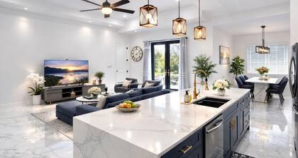 Spacious 4BR Modern Home Near Fort Myers Sleeps 10