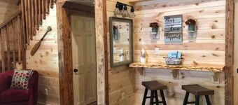 Cozy 3-bedroom Cabin close to Lake Pepin and Villa Belleza Winery.