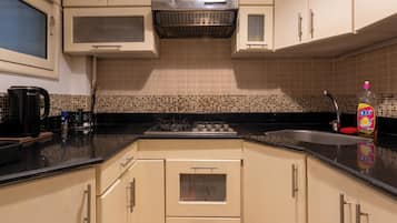 Micro-ondes, plaque de cuisson