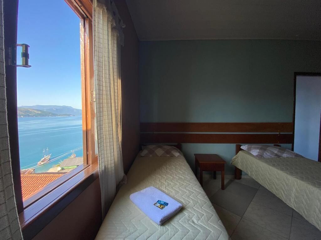 Family Room | Free WiFi