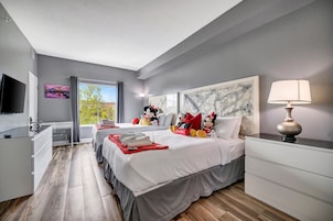 Apartamento Gallery, 1 habitación, bañera de hidromasaje | Caja fuerte, tabla de planchar con plancha, wifi gratis y ropa de cama