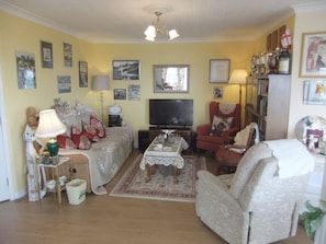 Lounge - Harmony Country Lodge (Burniston)