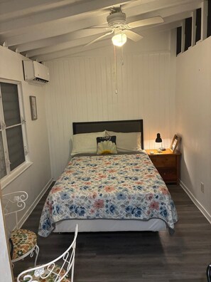 Room - Studio Apartment in Culebra, PR (Culebra)