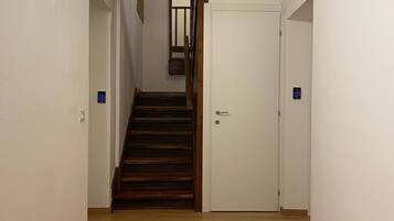 บริเวณประตูทางเข้า