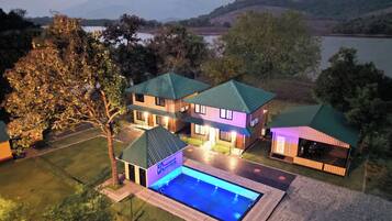 Front of property – evening/night