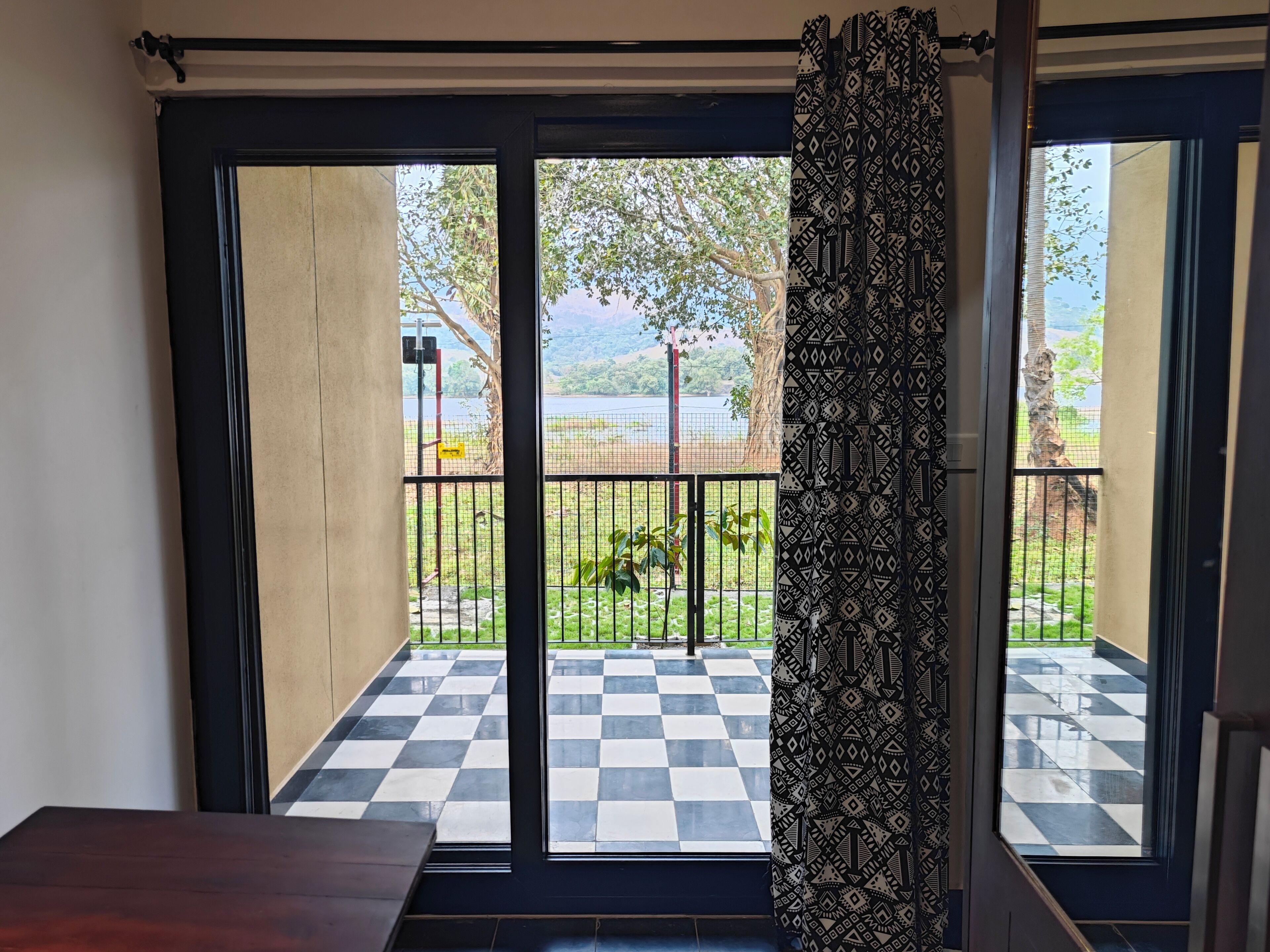 Deluxe Room | Balcony