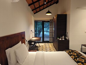 Living area - Ibex Resorts Malampuzha Kava Eco Camp (Malampuzha-I)