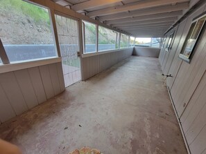 Interior - Terrific 3-bedroom house with AC in charming Globe (Globe)