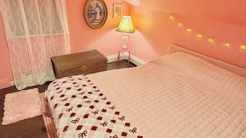 Tabla de planchar con plancha, Internet, ropa de cama