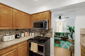 Microwave, oven, stovetop, dishwasher - New! Lux All-Inclusive Home: 85F Pool x Movie, Pickleball, Sauna, 4 Min Beach (Seminole)