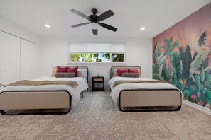 4 makuuhuonetta, silitysrauta/-lauta, Wi-Fi, vuodevaatteet