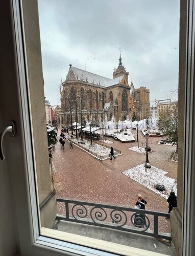 Hyper centre Colmar  Cathédrale - Parking 3€/24h