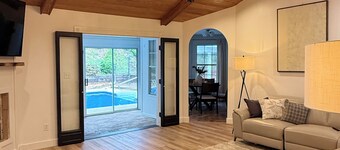 Allergen conscious 3-bedroom Daphne home with Pool