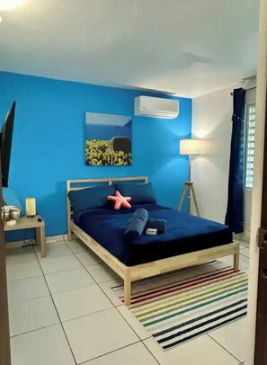 Fer et planche à repasser, Wi-Fi, draps fournis