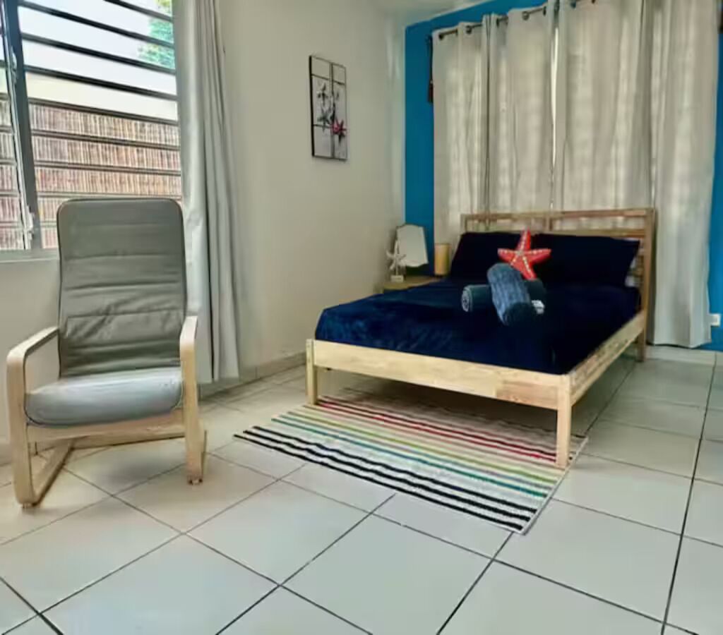 Fer et planche à repasser, Wi-Fi, draps fournis