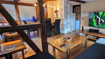 Smart TV, video games, DVD player, books