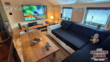 Smart-TV, Videospiele, DVD-Player, Bücher