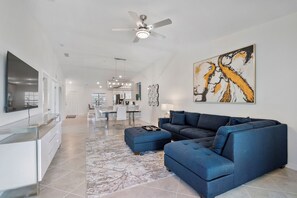 Living area - Stately appointed 2/2 within the coveted Babcock National Golf & Country Club. (Punta Gorda)