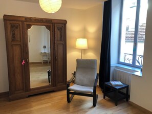 Interior - Charming T2 at the foot of the Tour des Échevins (Luxeuil-les-Bains)