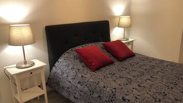 Fer et planche à repasser, Wi-Fi, draps fournis