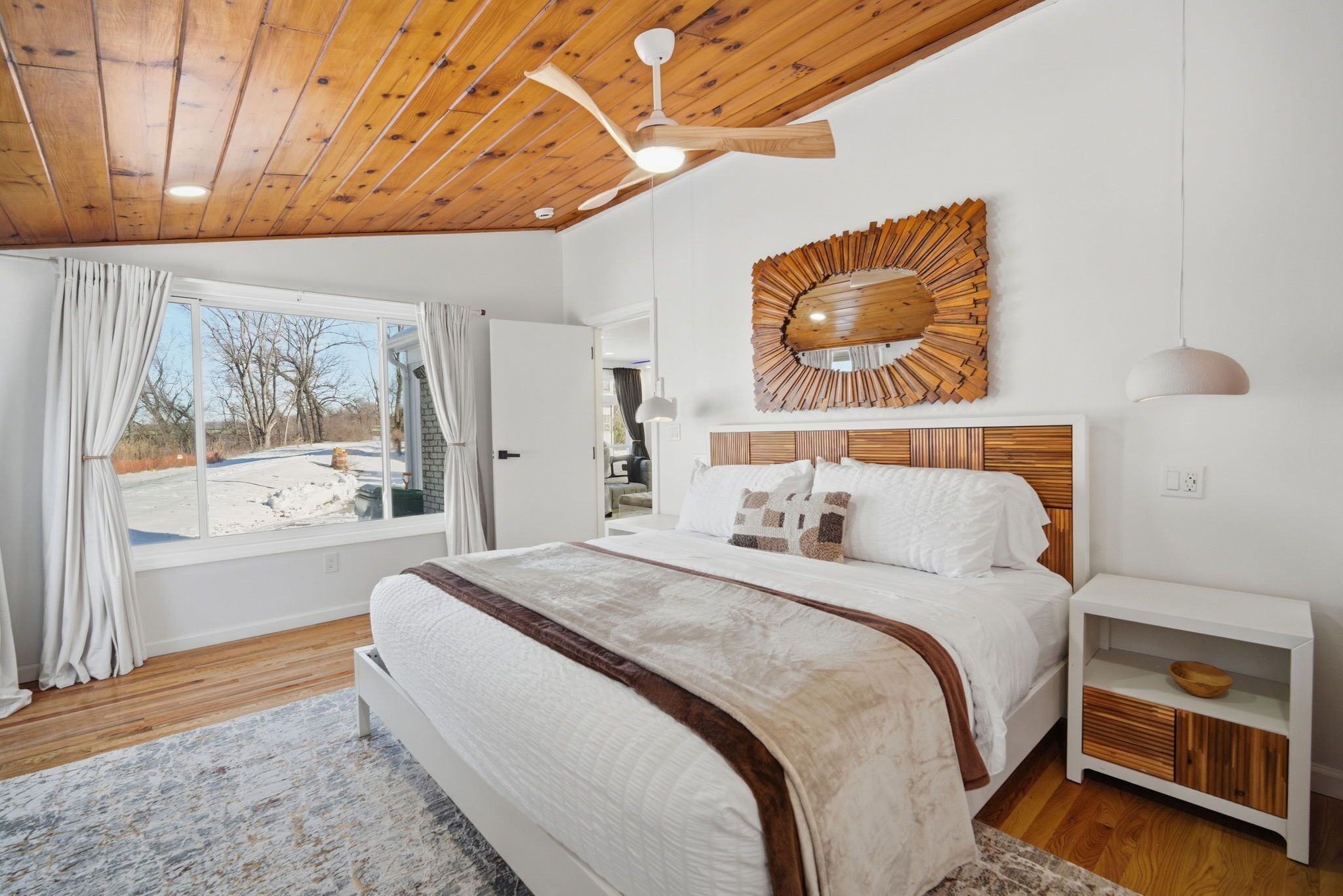 4 soverom, strykejern/-brett, wi-fi og sengetøy