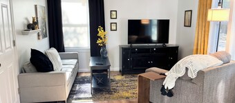 StayClosePets, ground lvl, Queen, 30days+