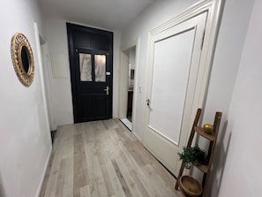 Interior - Fitter & vacation apartment | balcony | 3 bedrooms (Bremerhaven)