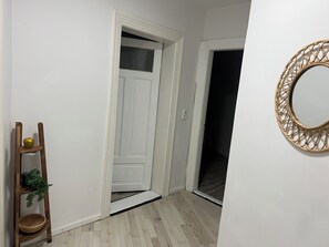 Interior - Fitter & vacation apartment | balcony | 3 bedrooms (Bremerhaven)