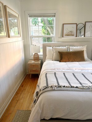 Internet, bed sheets