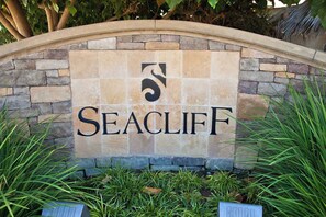 Property grounds - SeaCliff Costa Pacifica -1310 (Oceanside)