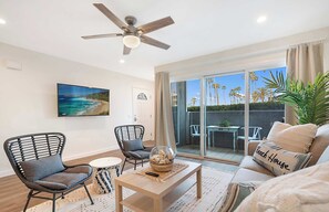 TV, offices - Sunrise & Sunset by the Sea  812-1 (Oceanside)