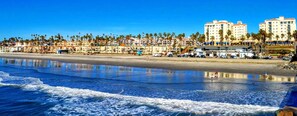 Beach - 501P-5 Panoramic Ocean & Pier Views! (Oceanside)