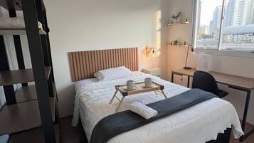 Iron/ironing board, free WiFi, bed sheets, wheelchair access