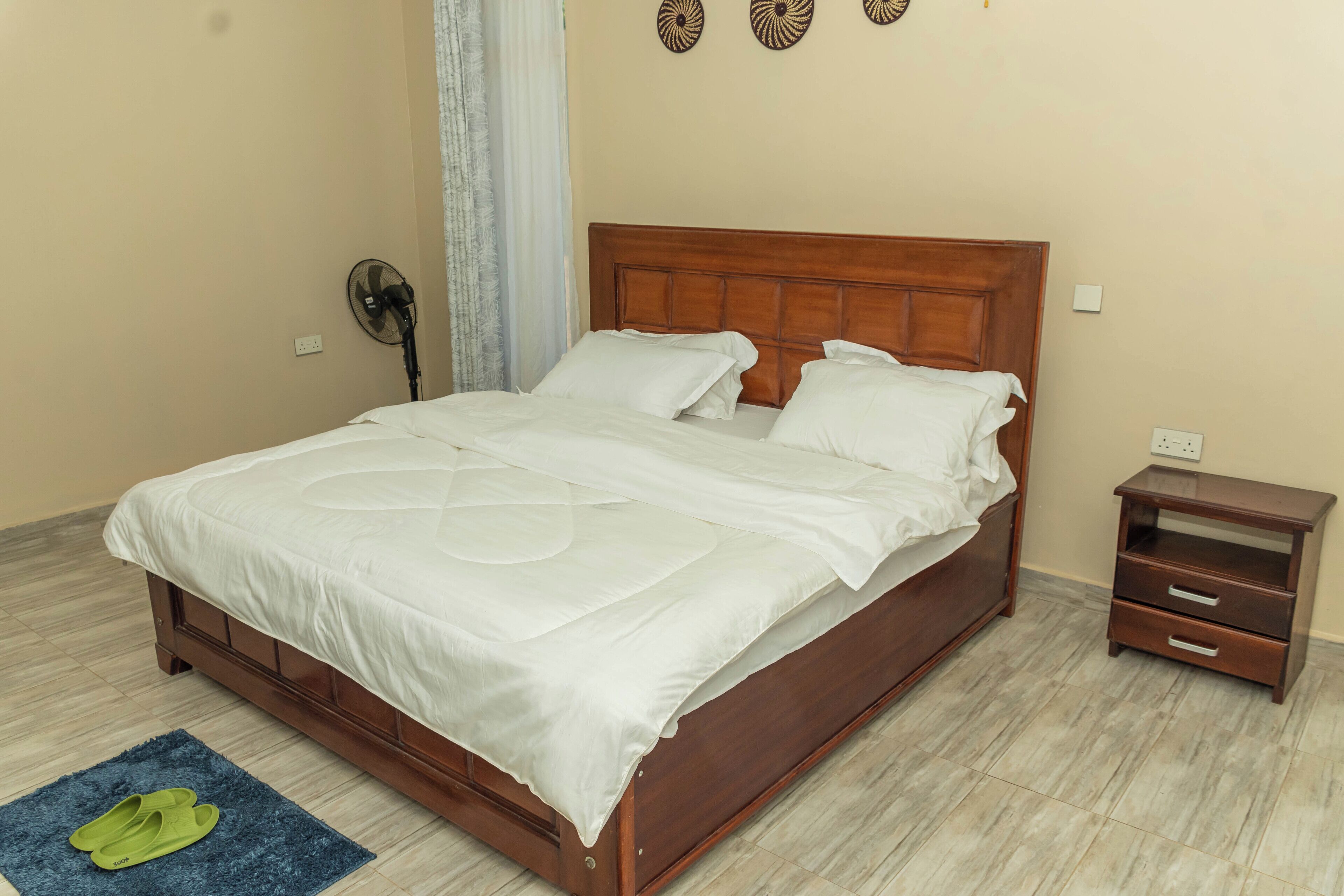 アイロン / アイロン台、WiFi、ベッドシーツ