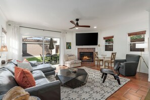 Smart TV, fireplace, offices
