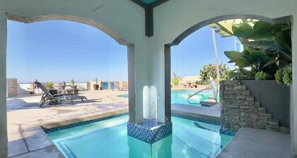 Oceanfront Rosarito Balcony, Beach & Amazing Sunsets